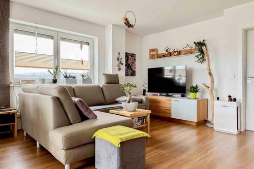 Wohnbereich - Etagenwohnung mit 76,70 m&sup2; in Teublitz zum Kaufen
