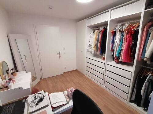 bedroom.jpg - 