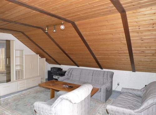 Wohnzimmer im Dachgeschoss - 