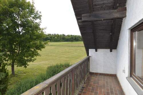 Balkon Obergeschoss - herrlicher Blick in die Natur - Einfamilienhaus mit 235,00 m&sup2; in Hummeltal zum Kaufen