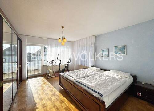Originalbild Schlafzimmer OG mit Balkon - 