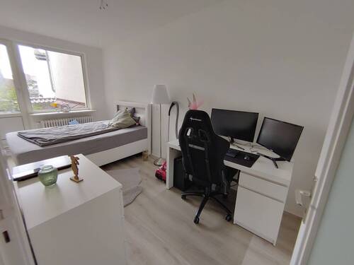 Arbeitszimmer (1. OG) - 