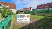 Das Grundstück.jpg - Ihr Haus in Anklam mit Carport, Garagen und Garten!