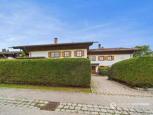 Hausansicht - Etagenwohnung mit 86,00 m&sup2; in Rottach-Egern zum Kaufen
