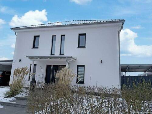 Bild 1 - Modernes Familienhaus 167?m² mit hochwertiger Küche, Fußbodenheizung, sechs Zimmer & Garage