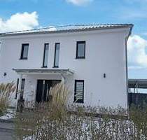 Modernes Familienhaus 167?m² mit hochwertiger Küche, Fußbodenheizung, sechs Zimmer & Garage - Meerbeck