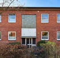 Großzügige 3 bis 4-Zimmer-Wohnung mit Terrasse und Einzelgarage in guter Lage - Hamburg Niendorf