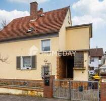 Einfamilienhaus mit Wintergarten, Garage und großem Garten in ruhiger Lage - Hanau Steinheim