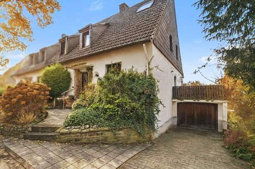 Vorderansicht - Zentral, ruhig, begehrt - Ihr neues Zuhause mit Potenzial in Unna