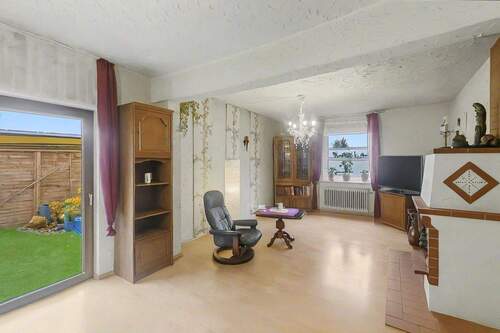 Wohnzimmer - 7 Zimmer Einfamilienhaus in Unna