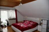 H 546 OG Schlafzimmer.JPG - 5 Zimmer Mehrfamilienhaus, Wohnhaus zum Kaufen in Lampertheim