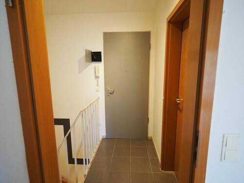 Flur - Etagenwohnung mit 36,00 m&sup2; in Poing zum Kaufen