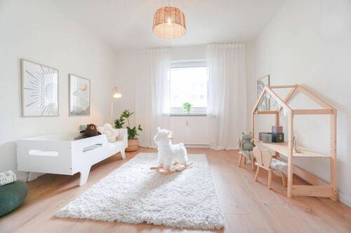 Kind / Gäste / Büro - 