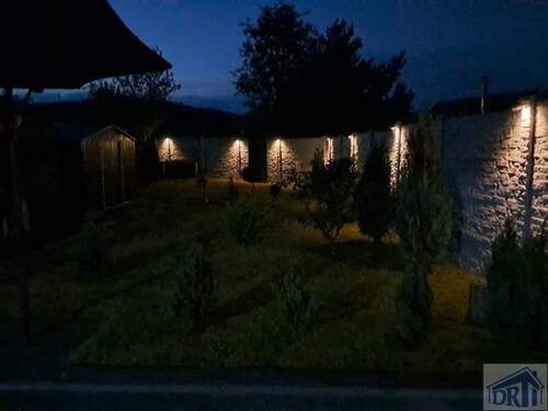 Garten am Abend - Doppelhaushälfte mit 85,00 m² in Leutersdorf zum Kaufen