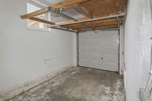 Garage - 