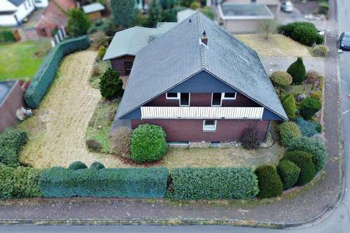 Seitenansicht - Einfamilienhaus mit 146,50 m&sup2; in Recke zum Kaufen