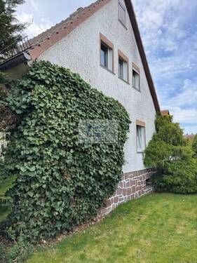 IMG_5333 Anscht seitlich - Vorankündigung:EFH mit Garage und großem Grundstück