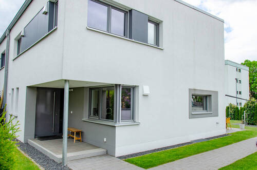 Nord-/Westansicht - 4 Zimmer Doppelhaushälfte in Amberg
