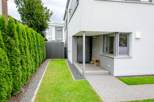 Hauseingang - Doppelhaushälfte mit 121,00 m&sup2; in Amberg zum Kaufen