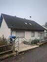 Hausansicht - bezugsfertige 3 Zimmer-Wohnung mit Balkon im schönen Volmetal