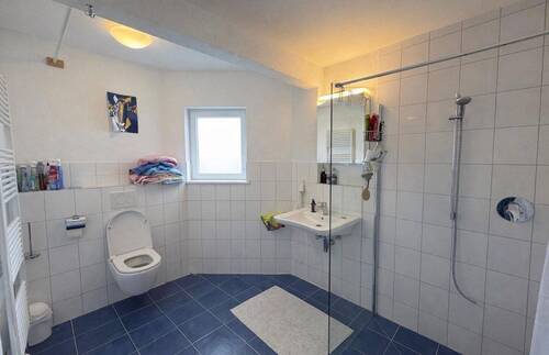 1.OG Badezimmer groß - 
