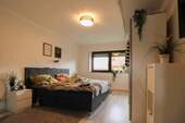 Schlafzimmer 1 OG - 