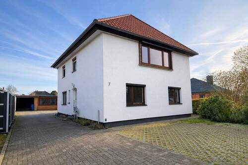 1 - 5 Zimmer Einfamilienhaus zum Kaufen in Langwedel