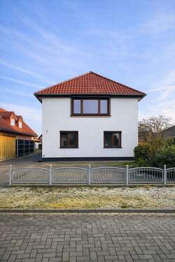 2 - 5 Zimmer Einfamilienhaus in Langwedel