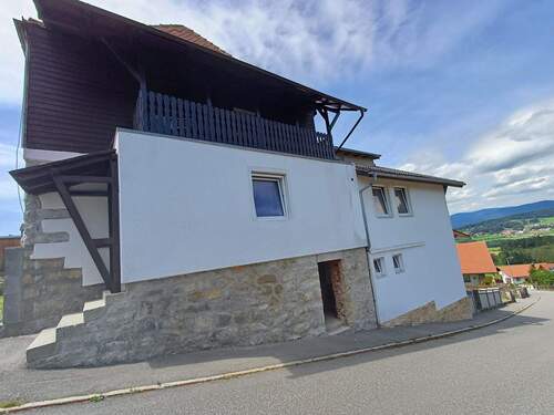Seitenansicht - Einfamilienhaus mit 107,00 m² in Hohenau zum Kaufen