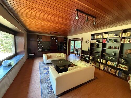 Wohnzimmer im EG - Einfamilienhaus mit 226,00 m&sup2; in Stuhr zum Kaufen