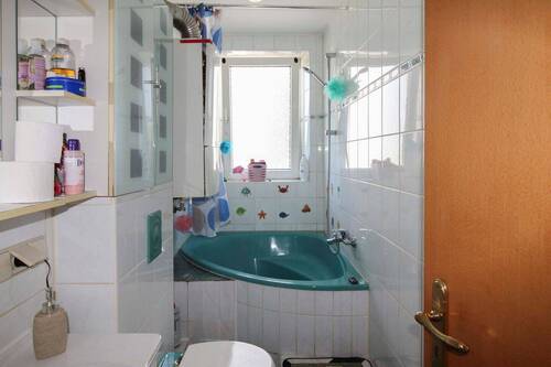Badezimmer - 3 Zimmer Etagenwohnung in Hannover