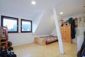 Schlafzimmer 2 OG Wohnung rechts - Mehrfamilienhaus, Wohnhaus mit 382,10 m² in Bassum zum Kaufen