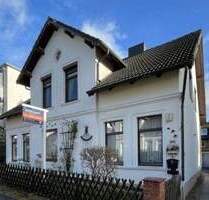 Historisches Zweifamilienhaus mit großem Hof in bester Lage von HH-Lohbrügge - Hamburg / Lohbrügge