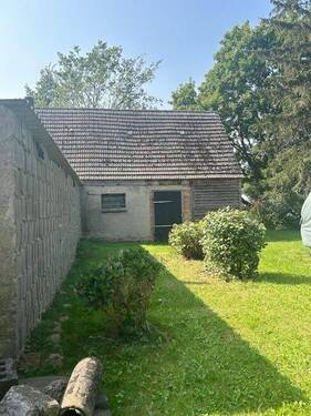 Garten / Stall bzw. Scheune - 