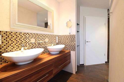 Master-Bad Ansicht 1 - 