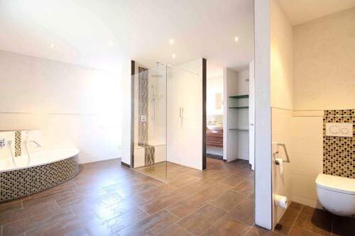 Master-Bad Ansicht 2 - 