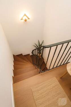 Treppenhaus - Etagenwohnung mit 154,00 m² in Essen / Altenessen-Nord zum Kaufen