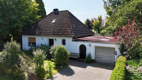 Straßenansicht - Ein Ort zum Träumen - 225.000,00 EUR Kaufpreis, ca.  90,00 m² Wohnfläche