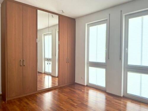 hell und freundlich - 