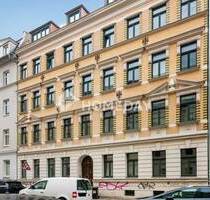 Altbauflair & Sonnenbalkon - 2-Zimmer-Wohnung im sanierten Denkmal - Leipzig Anger-Crottendorf