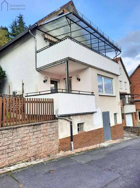 Außen - Attraktives und saniertes Einfamilienhaus mit moderner Heizung in ruhiger Lage von Baumbach!