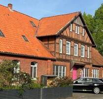 Wohnen in historischem ehem. Bahnhofshotel auf dem Lande -5 Wohneinheiten - Tierhaltung möglich - Dahlenburg / Lemgrabe