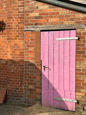 zwei rosa Türen.... - 