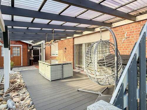 Terrasse - 6 Zimmer Einfamilienhaus zum Kaufen in Marienhafe