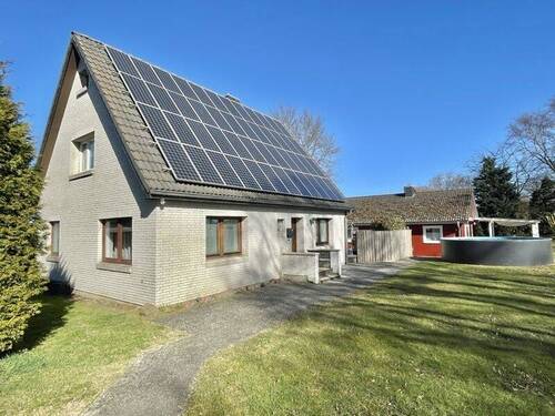 Haus Südseite außen - 