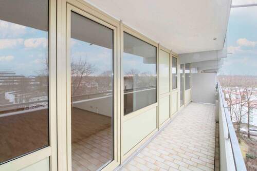 Balkon - 2 Zimmer Etagenwohnung in Unterschleißheim