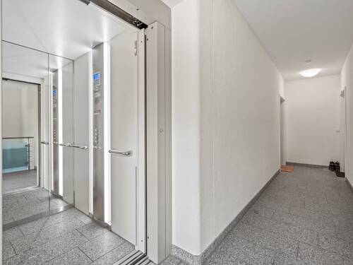 Personenaufzug vom UG bis zum DG - 