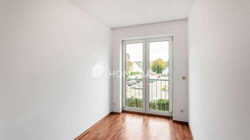 Schlafzimmer 1 - 2 Zimmer Etagenwohnung zum Kaufen in Köln