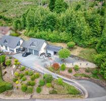 Aussicht pur - Exklusive freistehende Immobilie mit allen Extras zu verkaufen - Areal ca. 1.550 m2 - Saarhölzbach