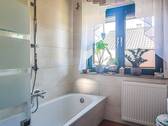 Wanne mit Dusche - 